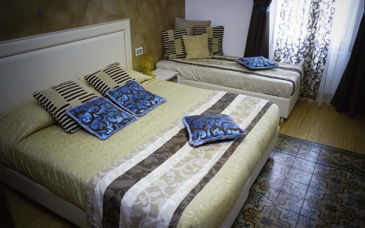 Residenza Mordini Otel La Maddalena  Dış mekan fotoğraf